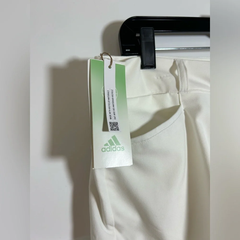NWT Adidas white golf shorts women’s size 12 - Picture 2 of 11